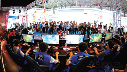 C罗破门握 C罗破门握