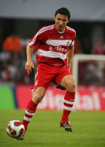 呈现一篇逻 呈现一篇逻